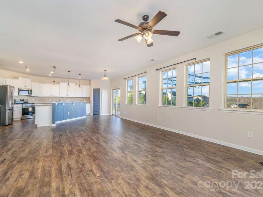 1878 Sapphire Meadow Drive, Fort Mill, SC 29715.  MLS# CAR4209802, YatesRealty ID 4485. Open floor plan living/kitchen