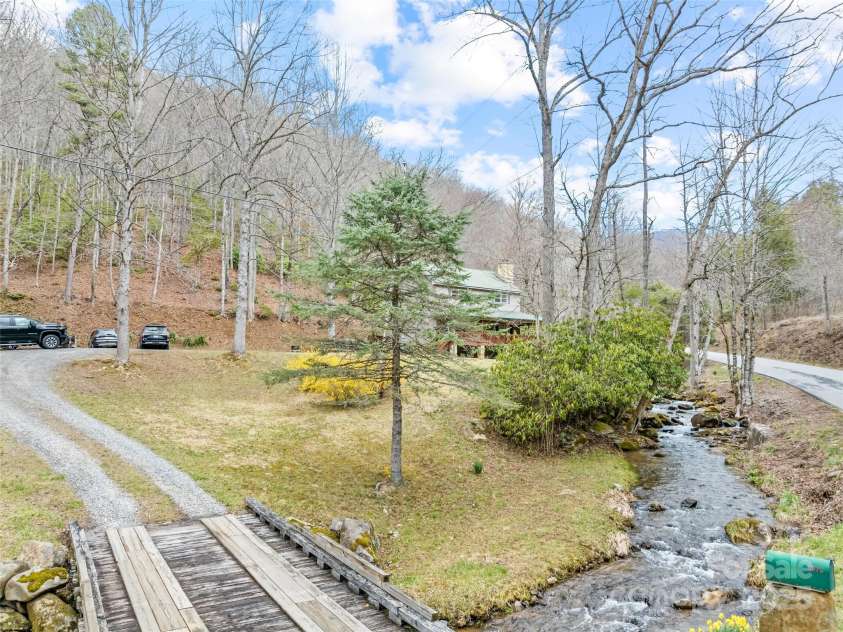 3975 Mountain Creek Road, Robbinsville, NC 28771.  MLS# CAR4329433, YatesRealty ID 4485. 