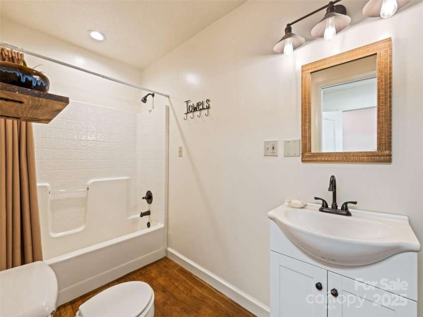 3975 Mountain Creek Road, Robbinsville, NC 28771.  MLS# CAR4329433, YatesRealty ID 4485. 