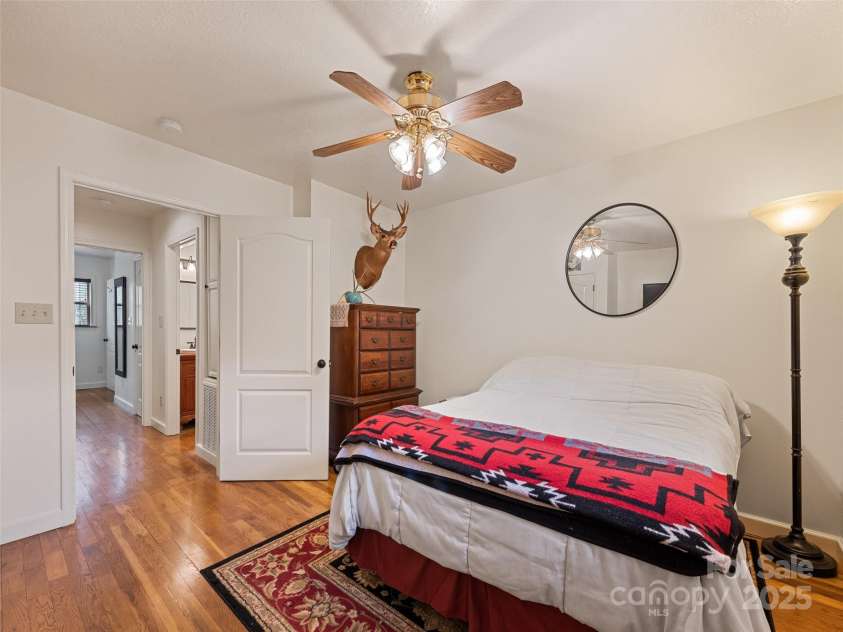 3975 Mountain Creek Road, Robbinsville, NC 28771.  MLS# CAR4329433, YatesRealty ID 4485. 