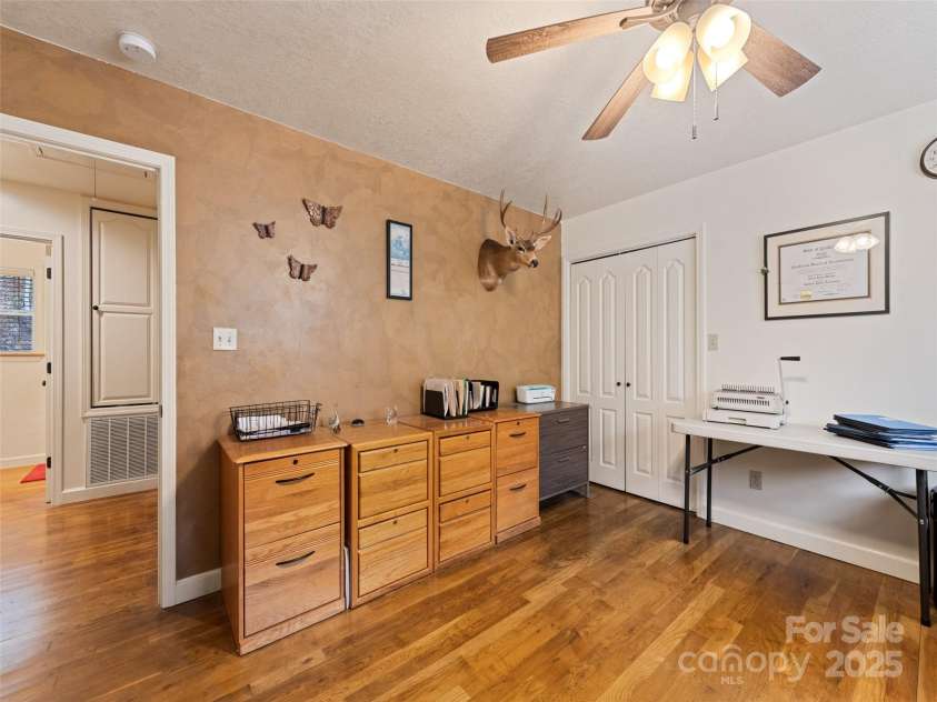 3975 Mountain Creek Road, Robbinsville, NC 28771.  MLS# CAR4329433, YatesRealty ID 4485. 