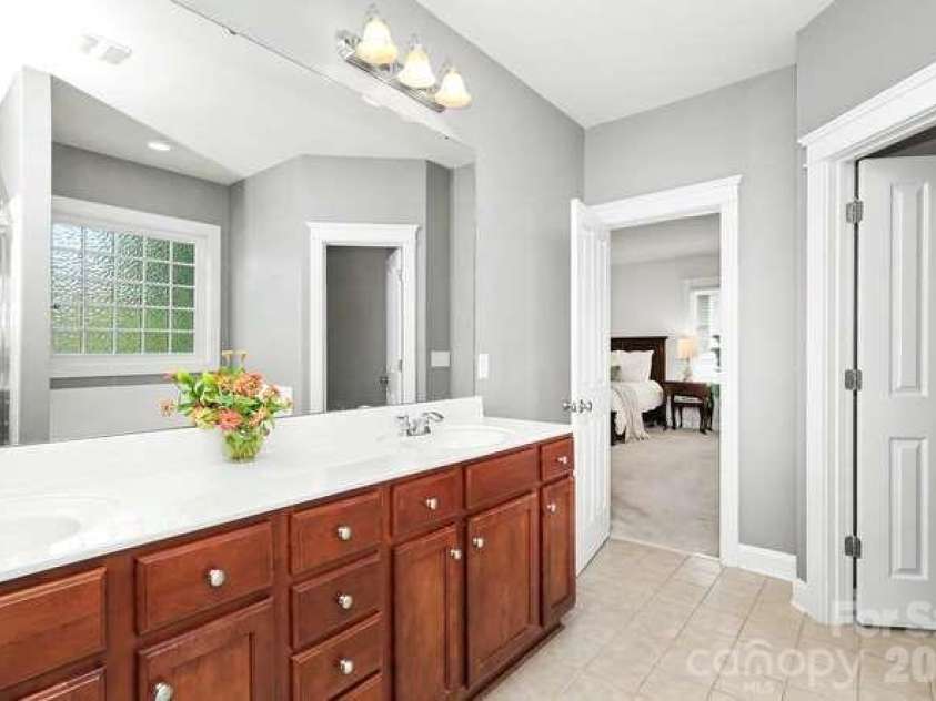 742 Revival Row, Fort Mill, SC 29708.  MLS# CAR4414341, YatesRealty ID 44850. Primary Bathroom