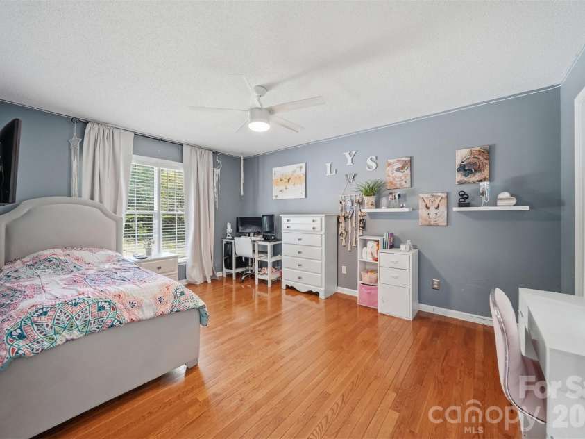 927 Victoria Avenue, Kannapolis, NC 28081.  MLS# CAR4400959, YatesRealty ID 44851. 
