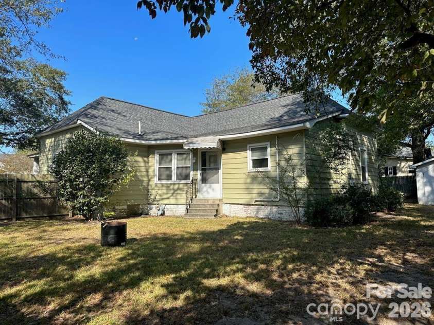 102 Minor Street, Kershaw, SC 29067.  MLS# CAR4415297, YatesRealty ID 44852. Rear