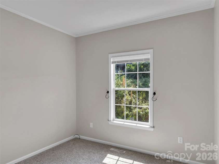 8 Worley Ridge Trail, Candler, NC 28715.  MLS# CAR4408018, YatesRealty ID 44854. 