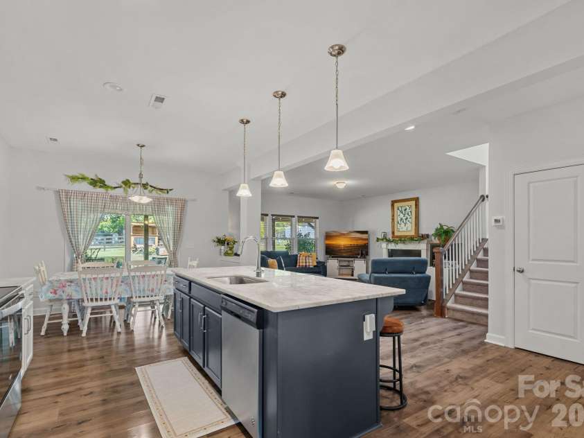 120 Dublin Court, Statesville, NC 28677.  MLS# CAR4419887, YatesRealty ID 44855. Kitchen leading into breakfast nook.