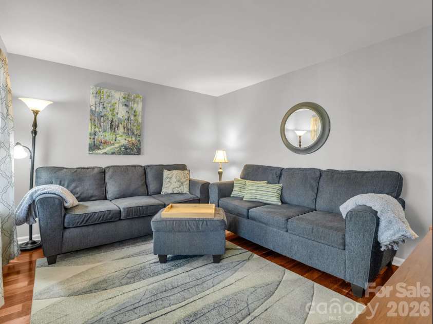 108 Nuthatch Trace, Brevard, NC 28712.  MLS# CAR4414298, YatesRealty ID 44856. 