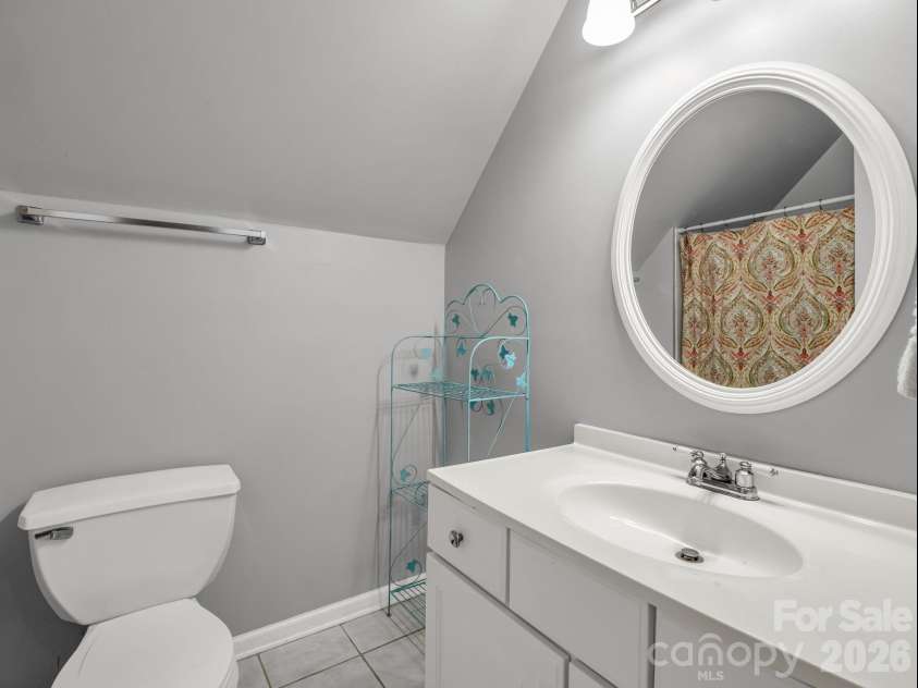 108 Nuthatch Trace, Brevard, NC 28712.  MLS# CAR4414298, YatesRealty ID 44856. 