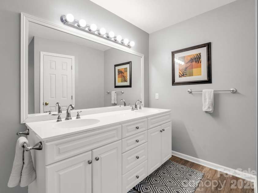 108 Nuthatch Trace, Brevard, NC 28712.  MLS# CAR4414298, YatesRealty ID 44856. 