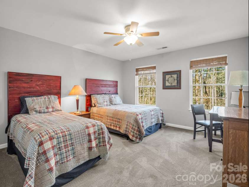 108 Nuthatch Trace, Brevard, NC 28712.  MLS# CAR4414298, YatesRealty ID 44856. 