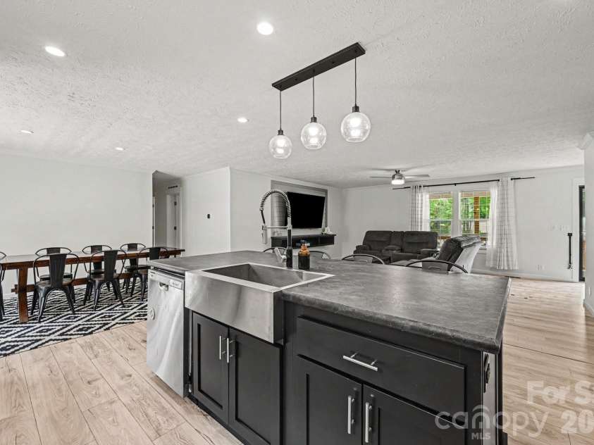 135 Elliot Drive, Salisbury, NC 28147.  MLS# CAR4414631, YatesRealty ID 44857. 
