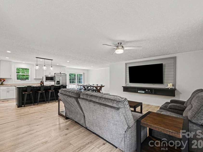135 Elliot Drive, Salisbury, NC 28147.  MLS# CAR4414631, YatesRealty ID 44857. 