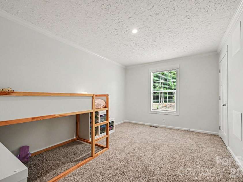 135 Elliot Drive, Salisbury, NC 28147.  MLS# CAR4414631, YatesRealty ID 44857. 