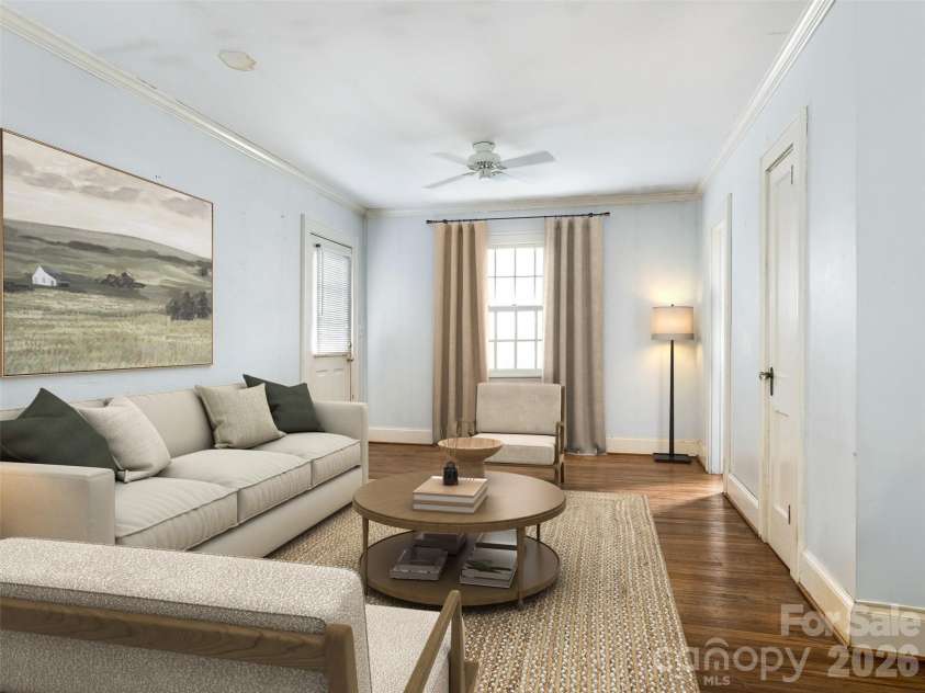 646 Marsh Road, Charlotte, NC 28209.  MLS# CAR4410641, YatesRealty ID 44858. Living Room - virtually staged to show layout