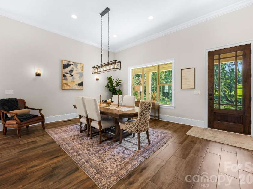 6334 Long Island Road, Catawba, NC 28609.  MLS# CAR4413966, YatesRealty ID 44859. Dining Area