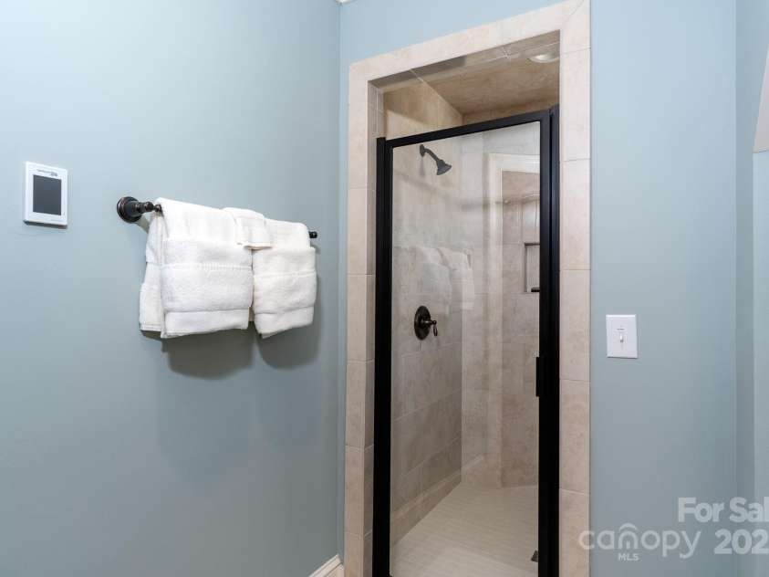 628 Rock Ledge Lane, Linville, NC 28646.  MLS# CAR4230974, YatesRealty ID 4486. 