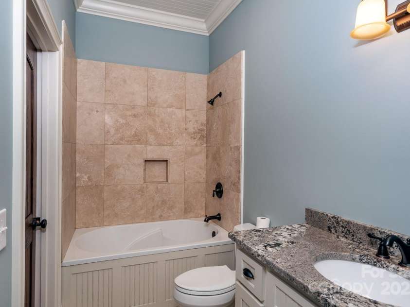 628 Rock Ledge Lane, Linville, NC 28646.  MLS# CAR4230974, YatesRealty ID 4486. 