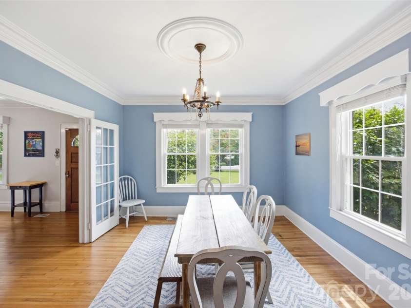 105 Maple Street, Dallas, NC 28034.  MLS# CAR4411157, YatesRealty ID 44860. 