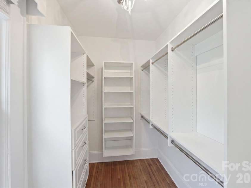 105 Maple Street, Dallas, NC 28034.  MLS# CAR4411157, YatesRealty ID 44860. 