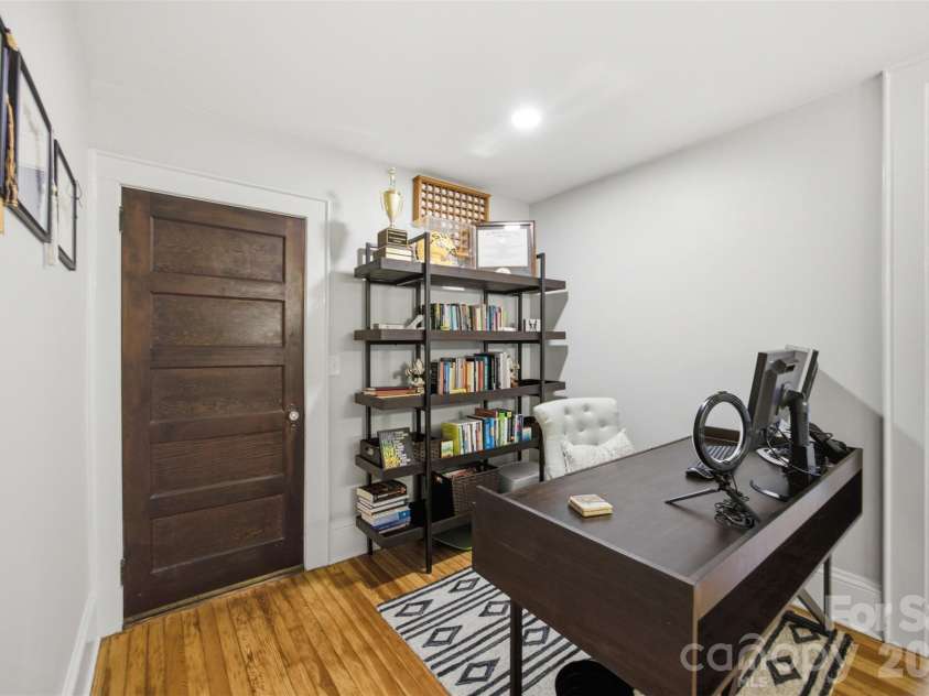 105 Maple Street, Dallas, NC 28034.  MLS# CAR4411157, YatesRealty ID 44860. 