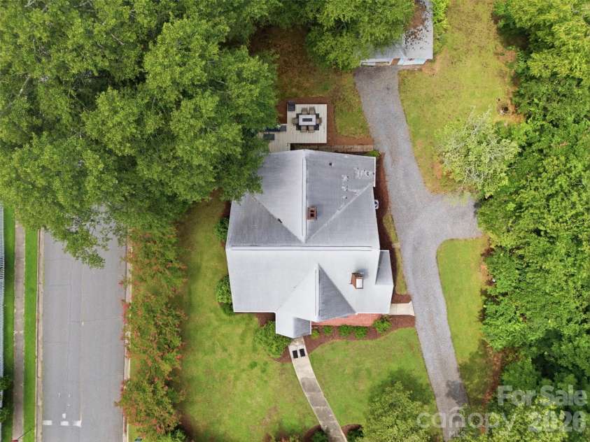 105 Maple Street, Dallas, NC 28034.  MLS# CAR4411157, YatesRealty ID 44860. 