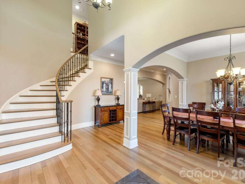 2379 Metcalf Drive, Sherrills Ford, NC 28673.  MLS# CAR4415302, YatesRealty ID 44861. 
