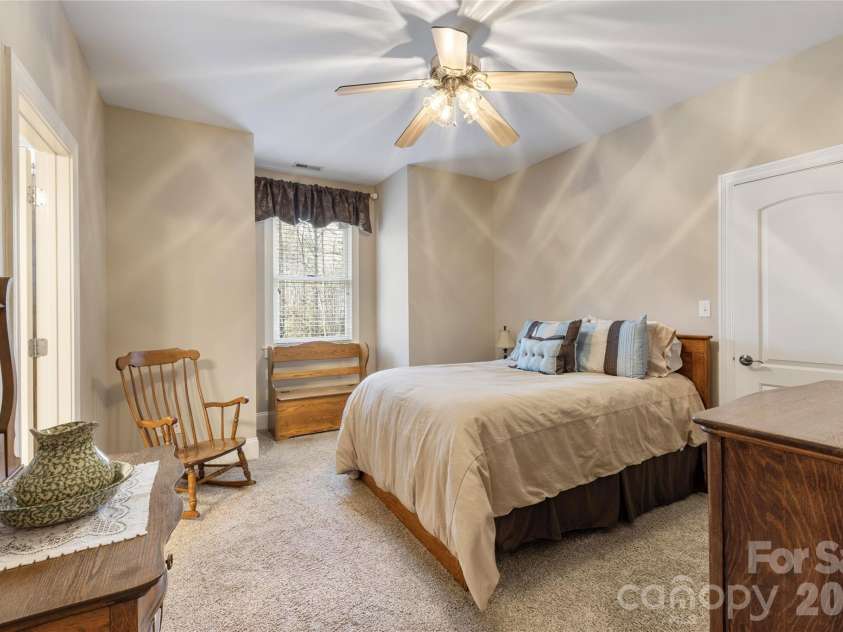 2379 Metcalf Drive, Sherrills Ford, NC 28673.  MLS# CAR4415302, YatesRealty ID 44861. 