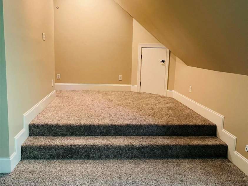 2379 Metcalf Drive, Sherrills Ford, NC 28673.  MLS# CAR4415302, YatesRealty ID 44861. 