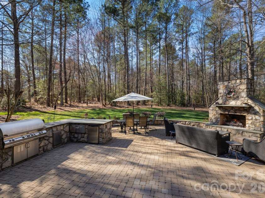 2379 Metcalf Drive, Sherrills Ford, NC 28673.  MLS# CAR4415302, YatesRealty ID 44861. 