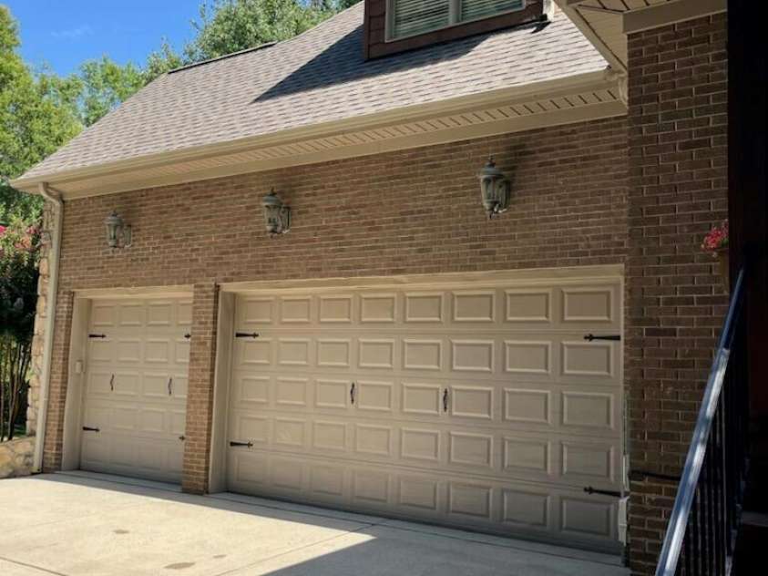 2379 Metcalf Drive, Sherrills Ford, NC 28673.  MLS# CAR4415302, YatesRealty ID 44861. 