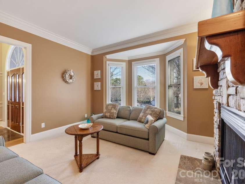 2379 Metcalf Drive, Sherrills Ford, NC 28673.  MLS# CAR4415302, YatesRealty ID 44861. 