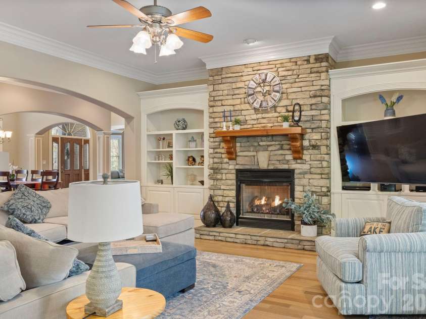 2379 Metcalf Drive, Sherrills Ford, NC 28673.  MLS# CAR4415302, YatesRealty ID 44861. 