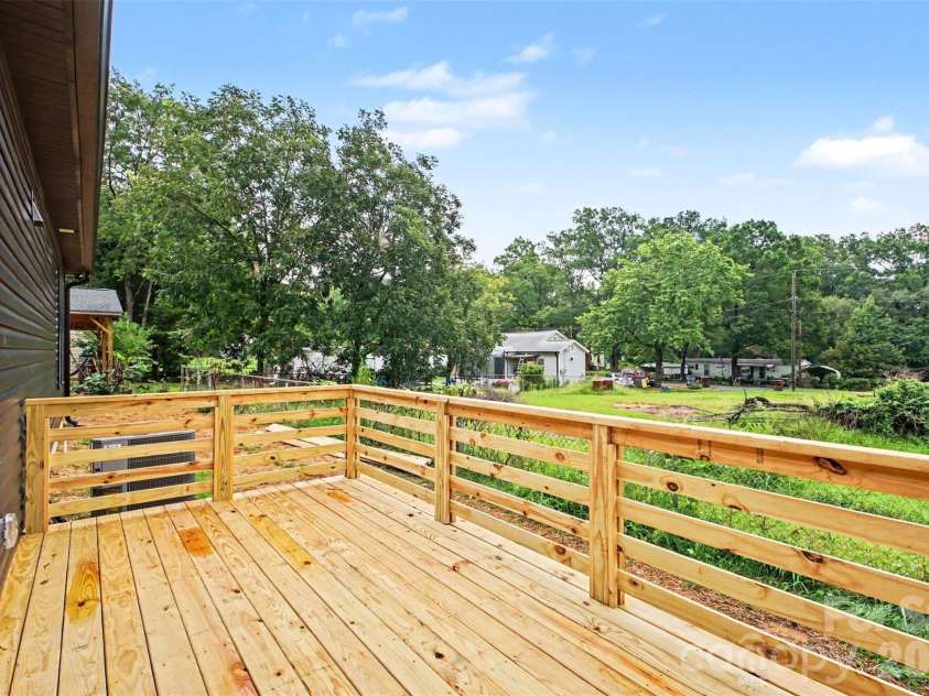 504 24th Street, Kannapolis, NC 28083.  MLS# CAR4415212, YatesRealty ID 44863. 