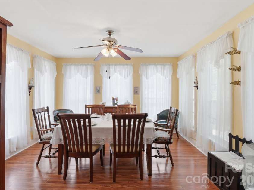 1287 Queensgate Street, Gastonia, NC 28054.  MLS# CAR4408126, YatesRealty ID 44865. 