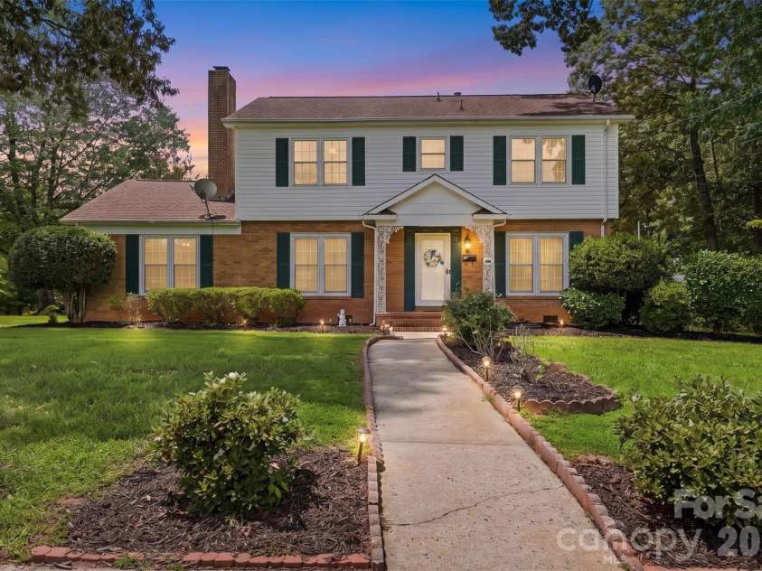 1287 Queensgate Street, Gastonia, NC 28054.  MLS# CAR4408126, YatesRealty ID 44865. 