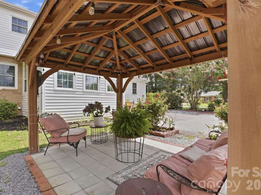1287 Queensgate Street, Gastonia, NC 28054.  MLS# CAR4408126, YatesRealty ID 44865. 
