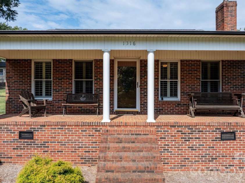 1316 Oak Canopy Road, Lincolnton, NC 28092.  MLS# CAR4415317, YatesRealty ID 44866. 