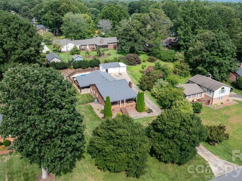 1316 Oak Canopy Road, Lincolnton, NC 28092.  MLS# CAR4415317, YatesRealty ID 44866. 
