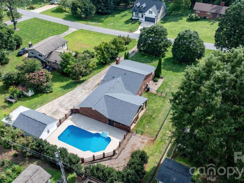 1316 Oak Canopy Road, Lincolnton, NC 28092.  MLS# CAR4415317, YatesRealty ID 44866. 