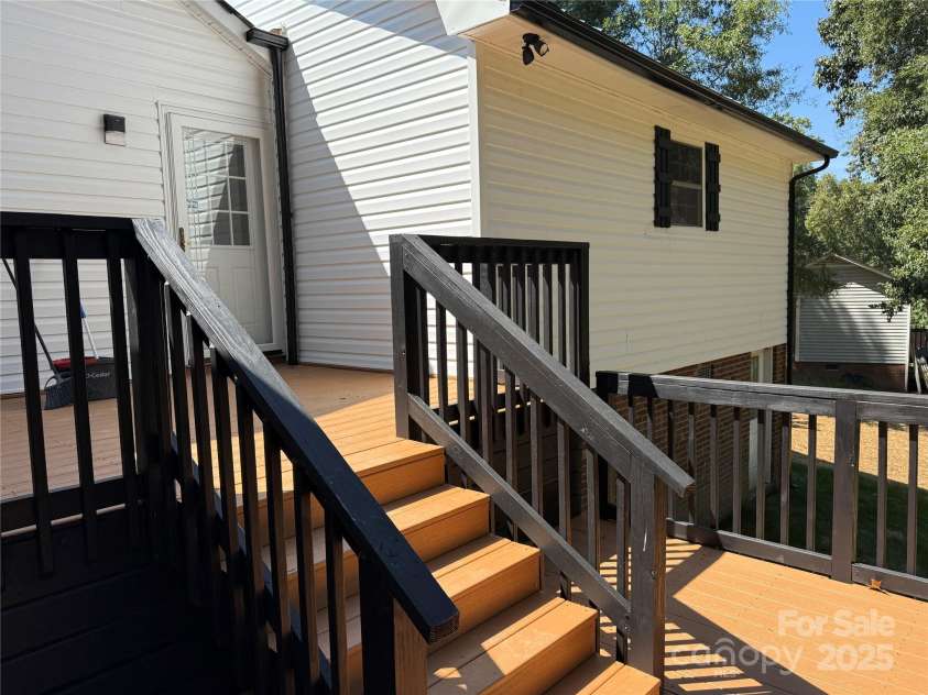 2611 Bobwhite Circle, Wingate, NC 28174.  MLS# CAR4299855, YatesRealty ID 4487. 