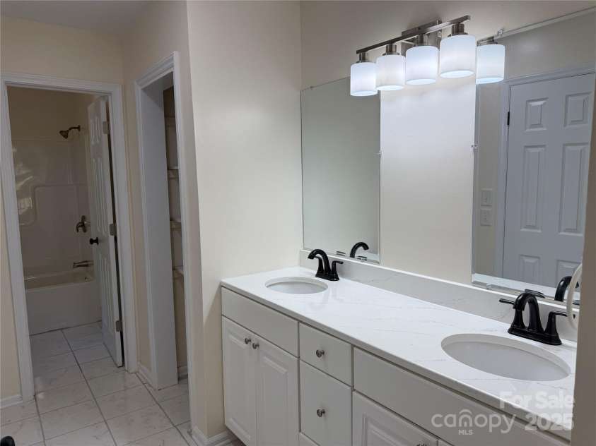 2611 Bobwhite Circle, Wingate, NC 28174.  MLS# CAR4299855, YatesRealty ID 4487. Primary Bathroom