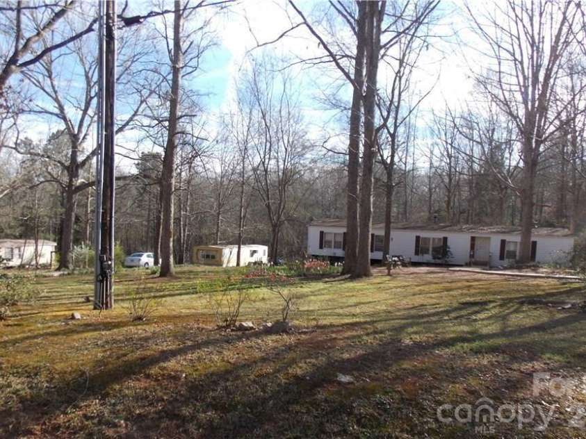 4350 Cureton Ferry Road, Catawba, SC 29704.  MLS# CAR4343018, YatesRealty ID 4487. 