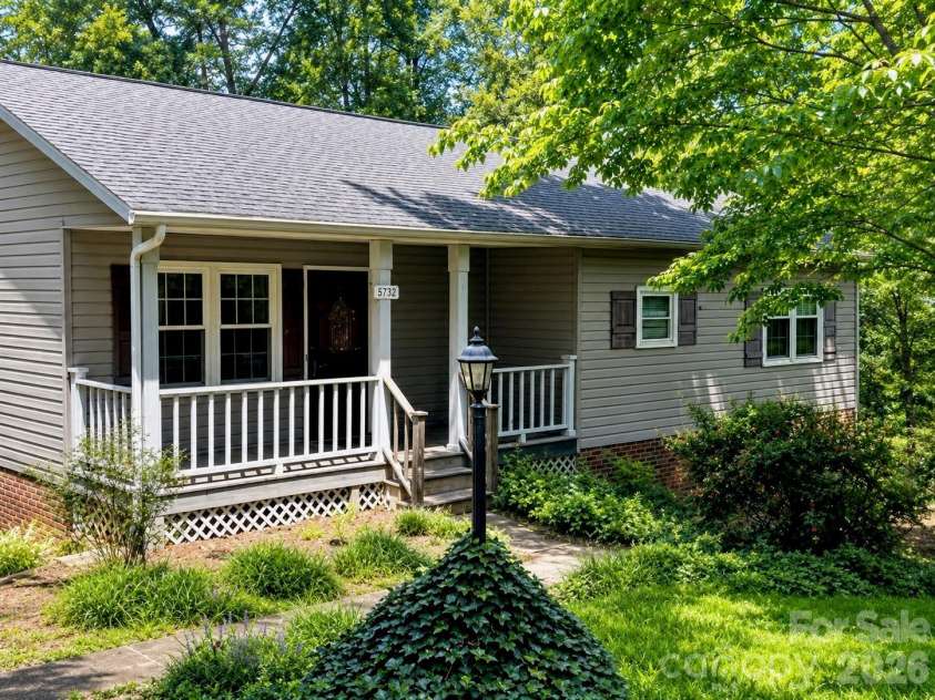 2758 McNeelly Drive, Valdese, NC 28690.  MLS# CAR4415200, YatesRealty ID 44872. 
