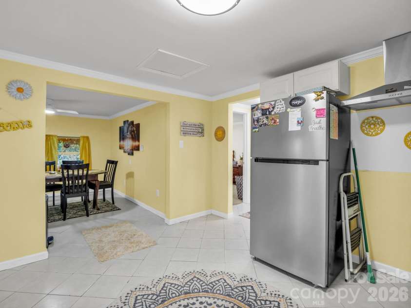 60 Owenby Cove Road, Fairview, NC 28730.  MLS# CAR4408666, YatesRealty ID 44874. 