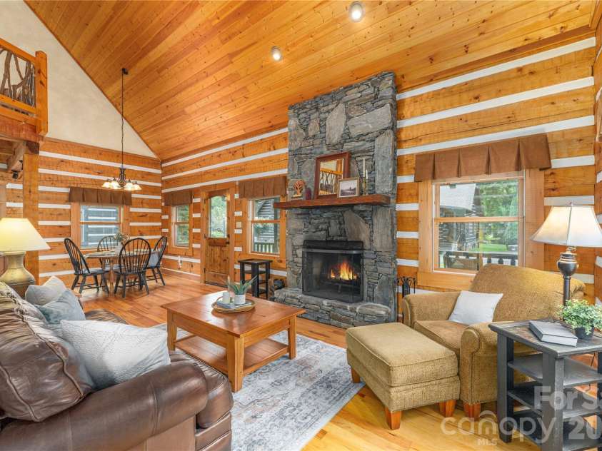 93 Rachels Circle, Maggie Valley, NC 28751.  MLS# CAR4408080, YatesRealty ID 44878. 