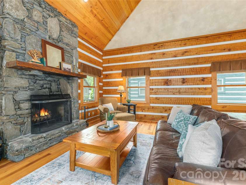 93 Rachels Circle, Maggie Valley, NC 28751.  MLS# CAR4408080, YatesRealty ID 44878. 