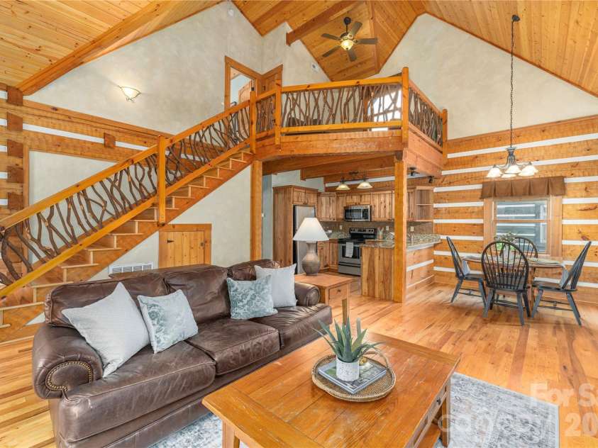 93 Rachels Circle, Maggie Valley, NC 28751.  MLS# CAR4408080, YatesRealty ID 44878. 