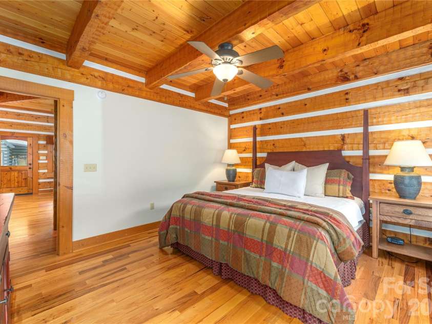 93 Rachels Circle, Maggie Valley, NC 28751.  MLS# CAR4408080, YatesRealty ID 44878. 