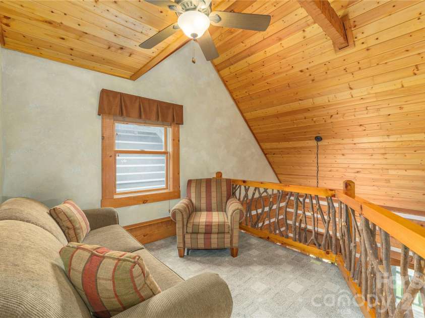 93 Rachels Circle, Maggie Valley, NC 28751.  MLS# CAR4408080, YatesRealty ID 44878. 