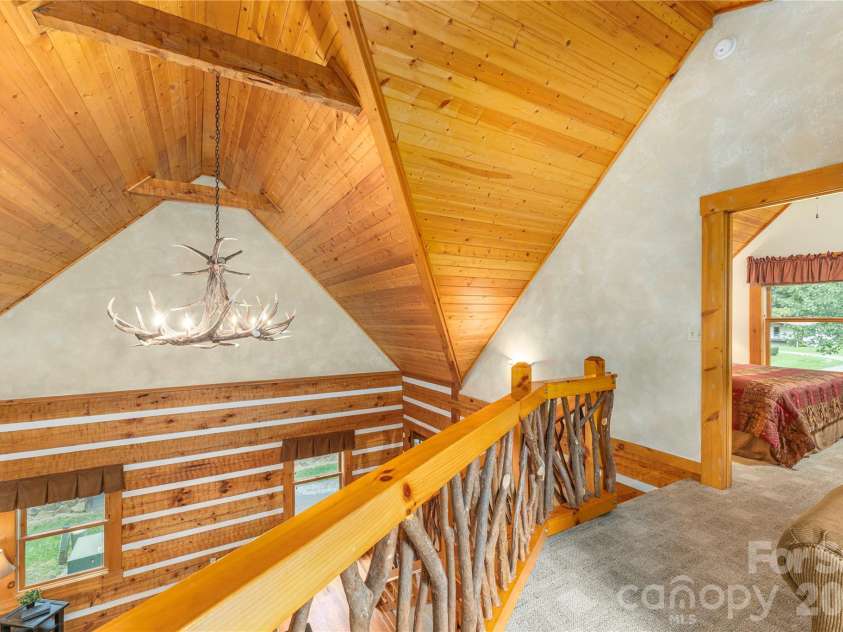 93 Rachels Circle, Maggie Valley, NC 28751.  MLS# CAR4408080, YatesRealty ID 44878. 